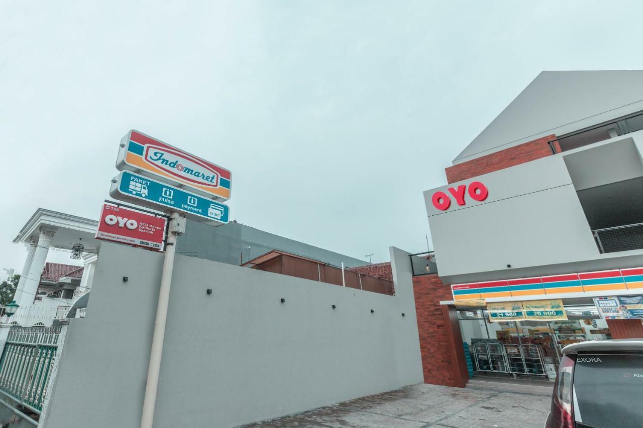 Oyo 780 Acg House Kalibata Syariah Hotel Jakarta Exterior photo